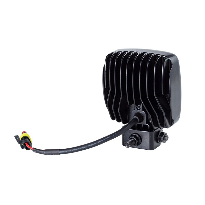 Lampe de travail robuste à 6 LED IP67 002 pour véhicules industriels