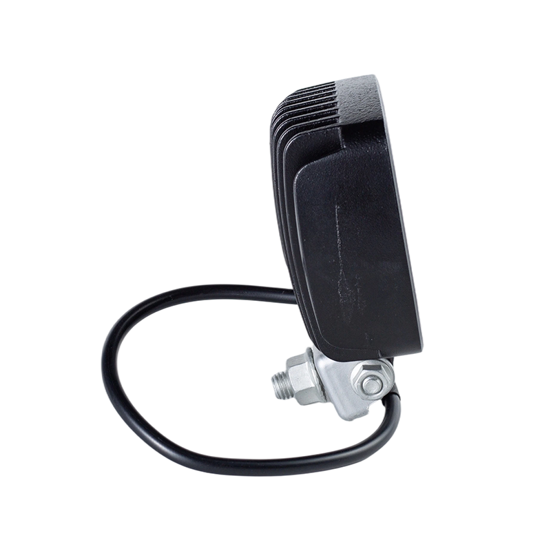 Lampe de travail robuste à 6 LED IP67 004 pour véhicules industriels