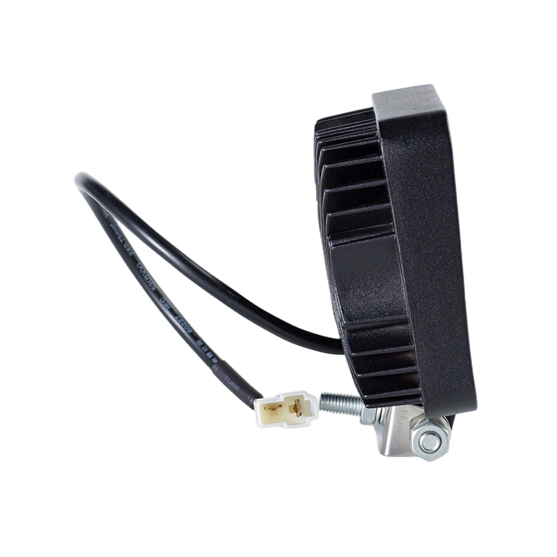 Lampe de travail carrée robuste à 9 LED IP67 002 pour véhicules industriels