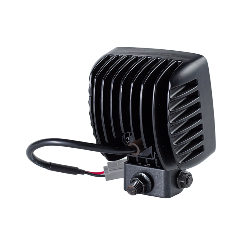 Lampe de travail robuste à 6 LED IP67 001 pour véhicules industriels