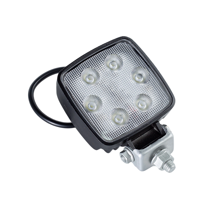 Lampe de travail robuste à 6 LED IP67 004 pour véhicules industriels