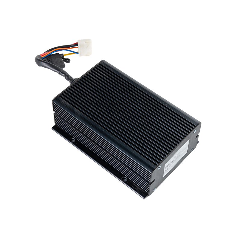 Module abaisseur de tension DC-DC pour véhicule, chariot élévateur à large entrée, haute efficacité, sortie Stable IP65, anti-poussière, résistant à l'huile, DC48V