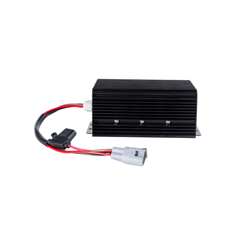 Module abaisseur de tension DC-DC pour véhicule, haute efficacité, sortie Stable, IP65, anti-poussière, résistant à l'huile, DC80V, large entrée, chariot élévateur