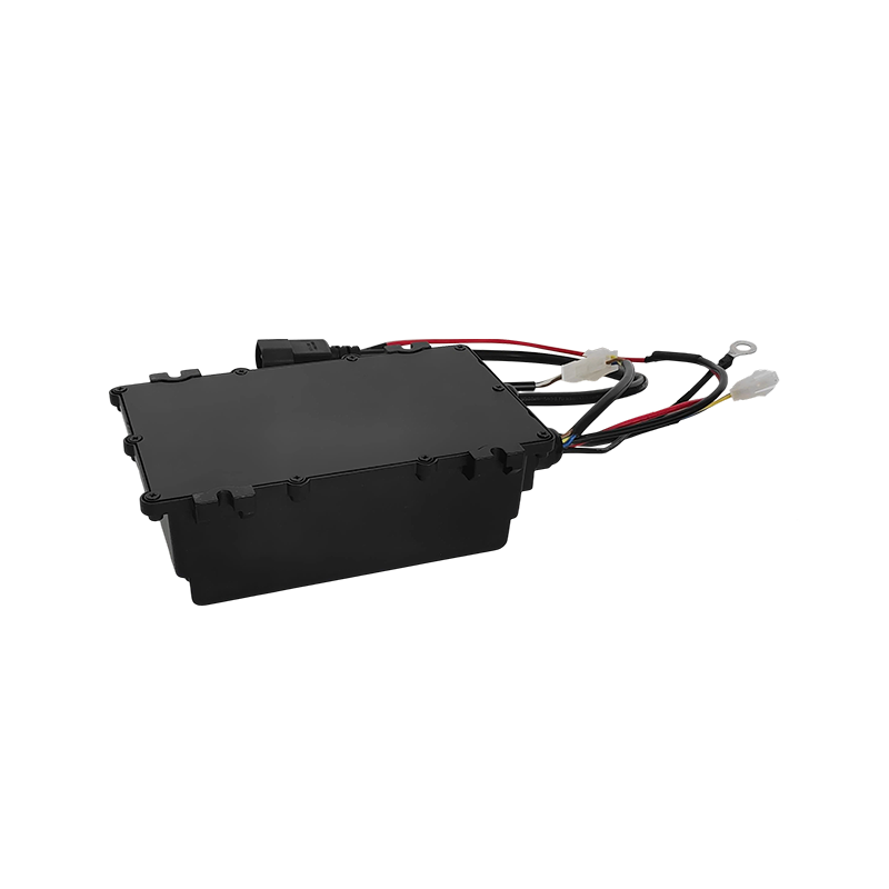 Chargeur de batterie embarqué 360 W pour chariots élévateurs et véhicules industriels